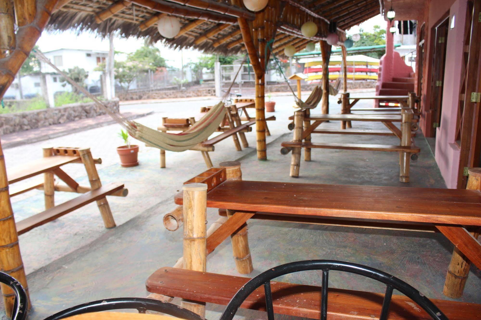 Royal Galapagos Inn Puerto Baquerizo Moreno Extérieur photo